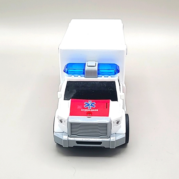 Ambulance Rescue Vehicle & Paw Patrol Marshall's Fire Truck Flashing Light Siren - Picture 3 of 12